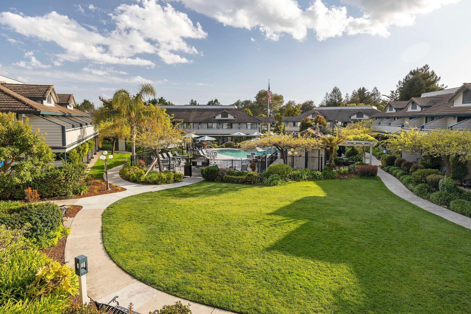 Seacliff Inn Aptos, Tapestry Collection By Hilton Экстерьер фото